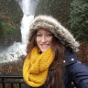 Meet your Posher, Caitlin